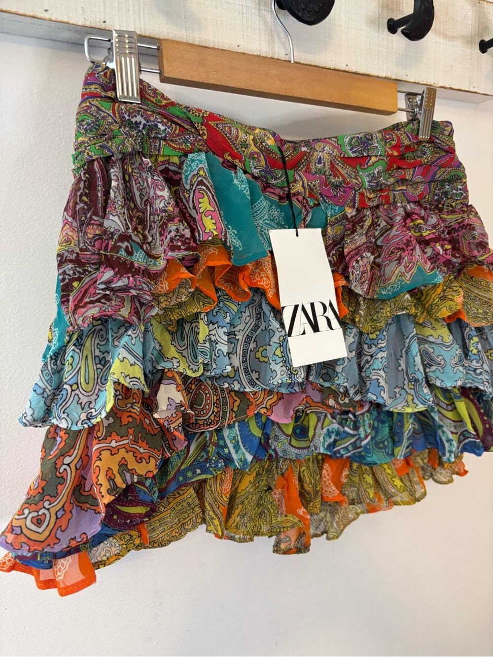 Zara Multicolor Paisley Ruffle Mini Skirt - Picture 3 of 11